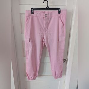 Baby Pink Y2K Cargo Pants 🩷